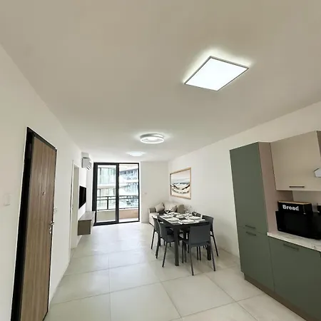 Modern Luxury Flat In Paceville