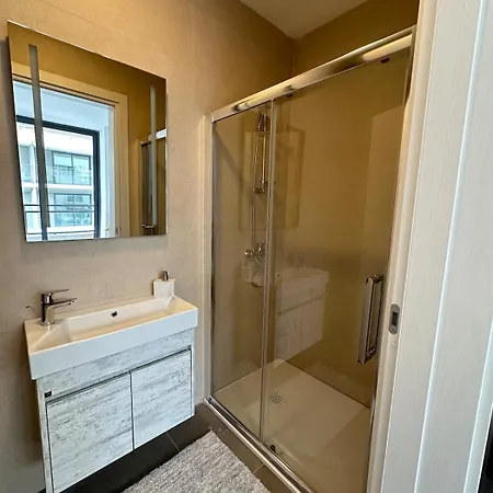 Modern Luxury Flat In Pacaville