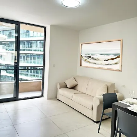 Modern Luxury Flat In Pacaville Apartment *